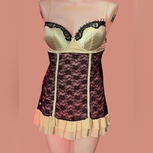 ✨Gold & Black Corset-Style Lace Chemise✨